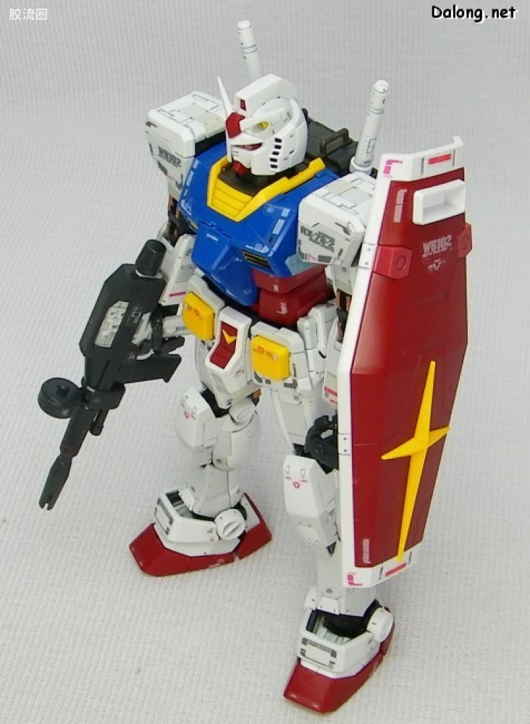 Bandai RG 1/144 RX-78-2 Gundam