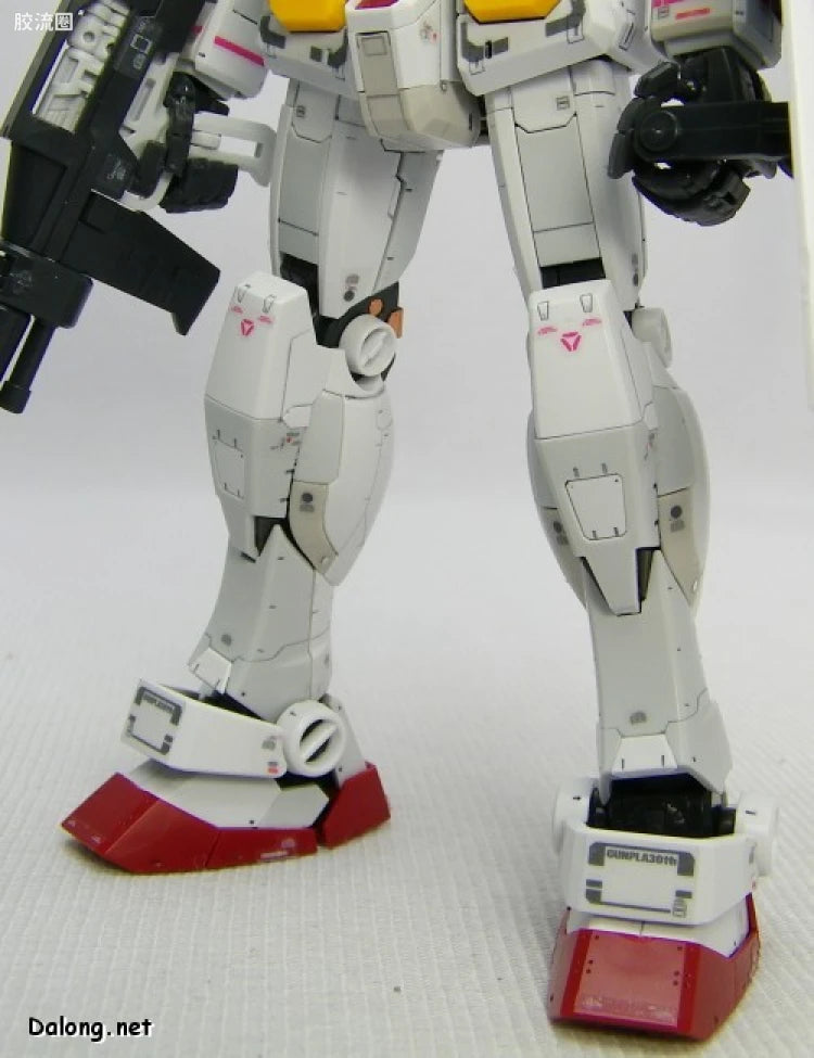Bandai RG 1/144 RX-78-2 Gundam