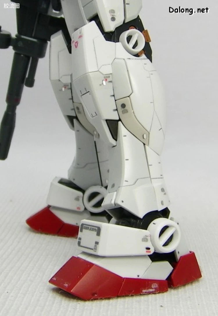 Bandai RG 1/144 RX-78-2 Gundam