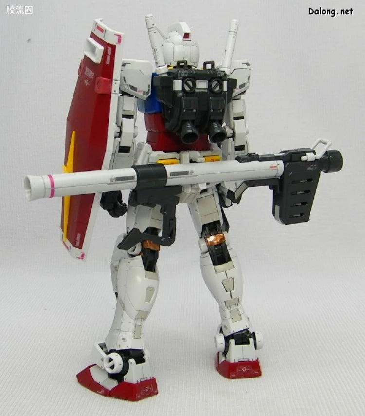 Bandai RG 1/144 RX-78-2 Gundam