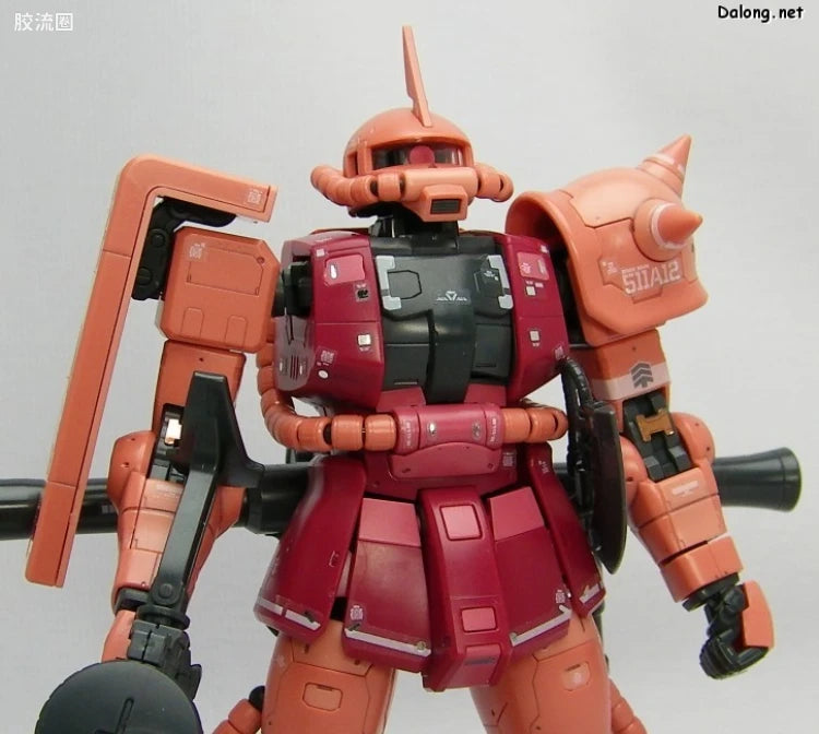 Bandai RG 1/144 MS-06S Zaku II Char's Custom