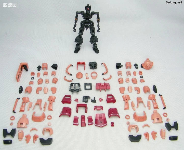 Bandai RG 1/144 MS-06S Zaku II Char's Custom