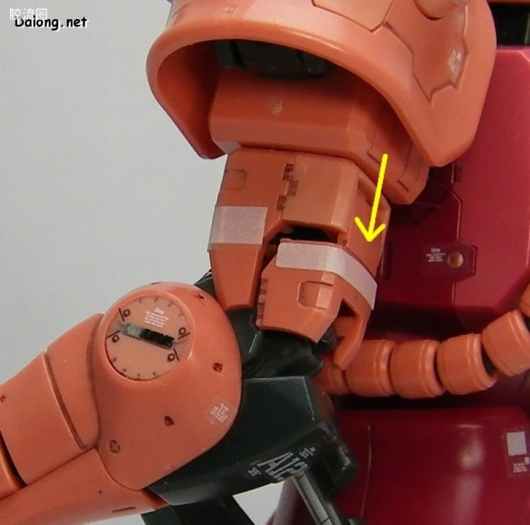 Bandai RG 1/144 MS-06S Zaku II Char's Custom