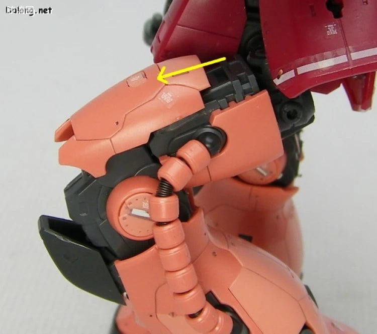 Bandai RG 1/144 MS-06S Zaku II Char's Custom