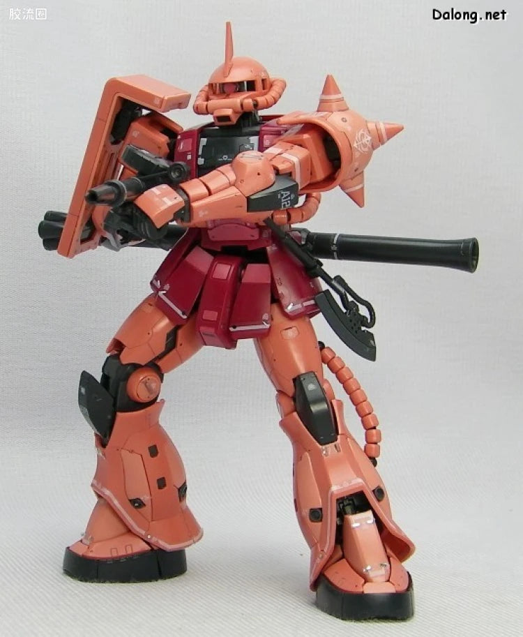 Bandai RG 1/144 MS-06S Zaku II Char's Custom