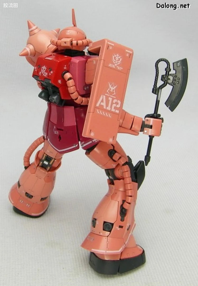 Bandai RG 1/144 MS-06S Zaku II Char's Custom