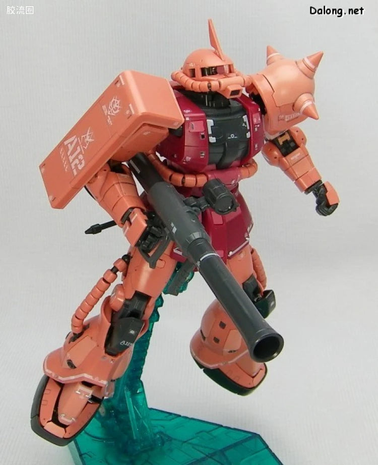 Bandai RG 1/144 MS-06S Zaku II Char's Custom