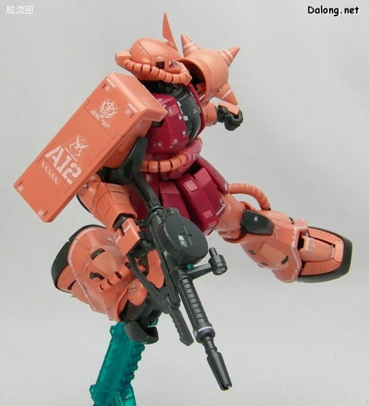 Bandai RG 1/144 MS-06S Zaku II Char's Custom
