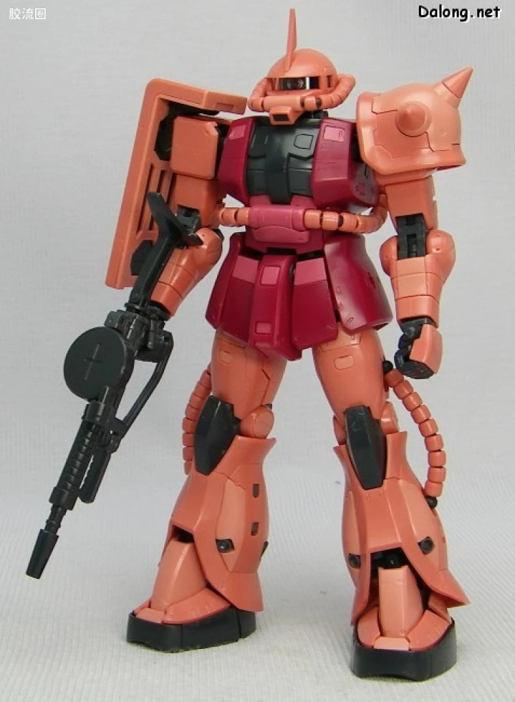 Bandai RG 1/144 MS-06S Zaku II Char's Custom