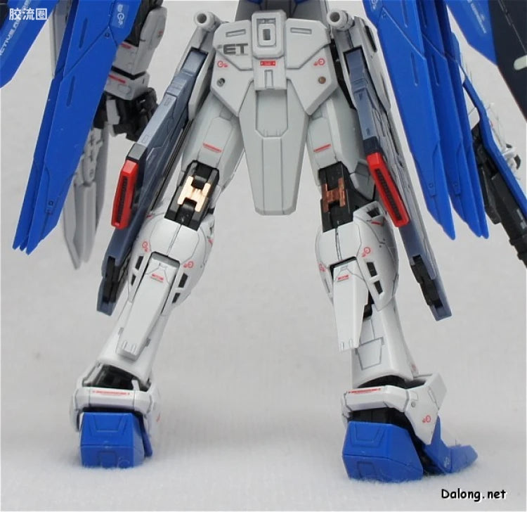 Bandai RG 1/144 ZGMF-X10A Freedom Gundam