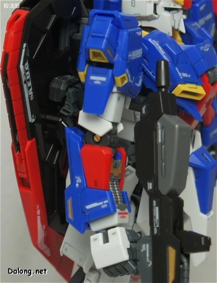 Bandai RG 1/144 MSZ-006 Zeta Gundam