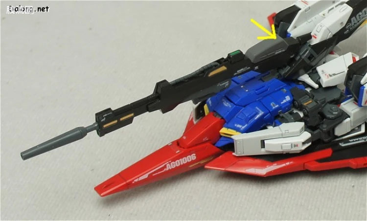 Bandai RG 1/144 MSZ-006 Zeta Gundam