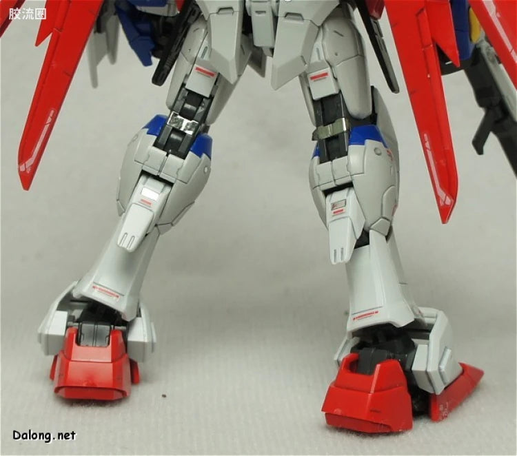 Bandai RG 1/144 ZGMF-X42S Destiny Gundam