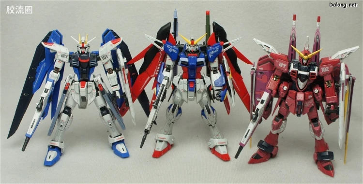 Bandai RG 1/144 ZGMF-X42S Destiny Gundam