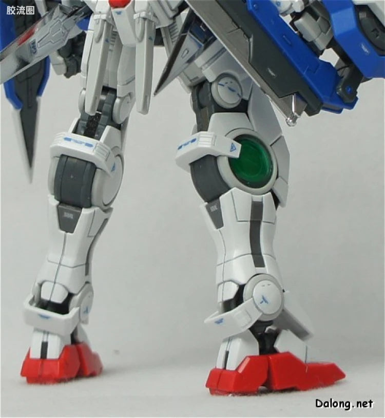Bandai RG 1/144 GN-001 Gundam Exia