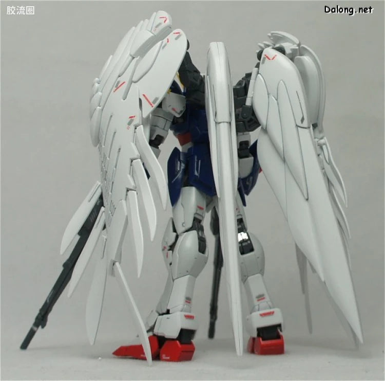 Bandai RG 1/144 XXXG-00W0 Wing Gundam Zero EW
