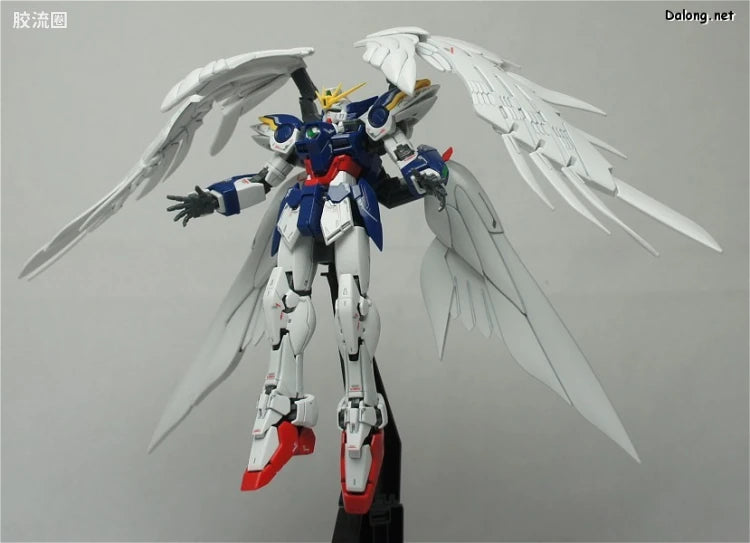 Bandai RG 1/144 XXXG-00W0 Wing Gundam Zero EW