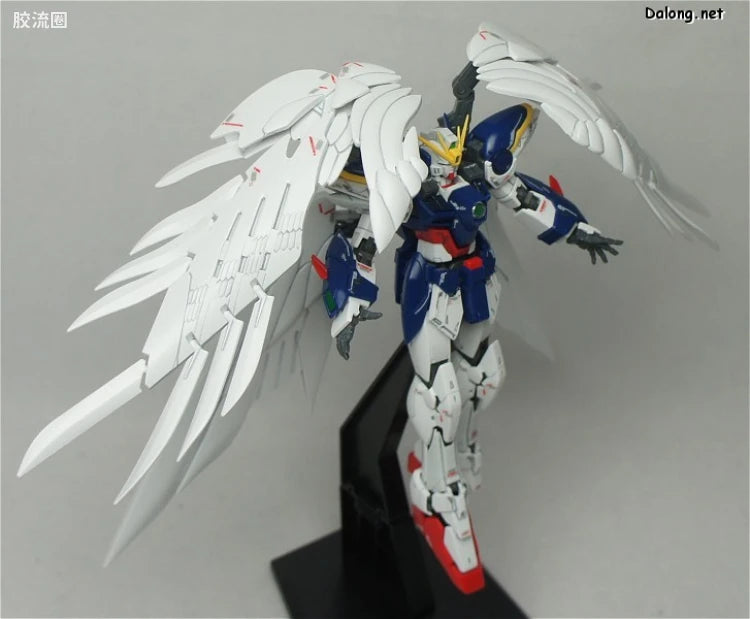 Bandai RG 1/144 XXXG-00W0 Wing Gundam Zero EW