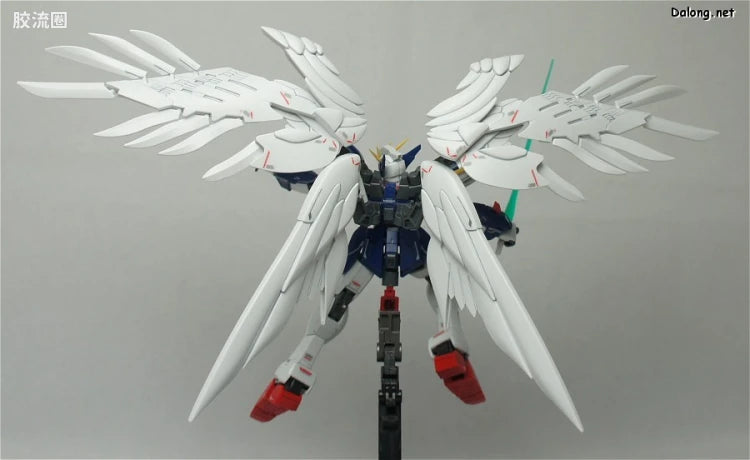 Bandai RG 1/144 XXXG-00W0 Wing Gundam Zero EW