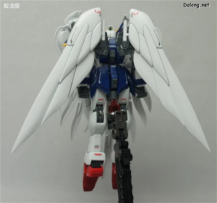 Bandai RG 1/144 XXXG-00W0 Wing Gundam Zero EW