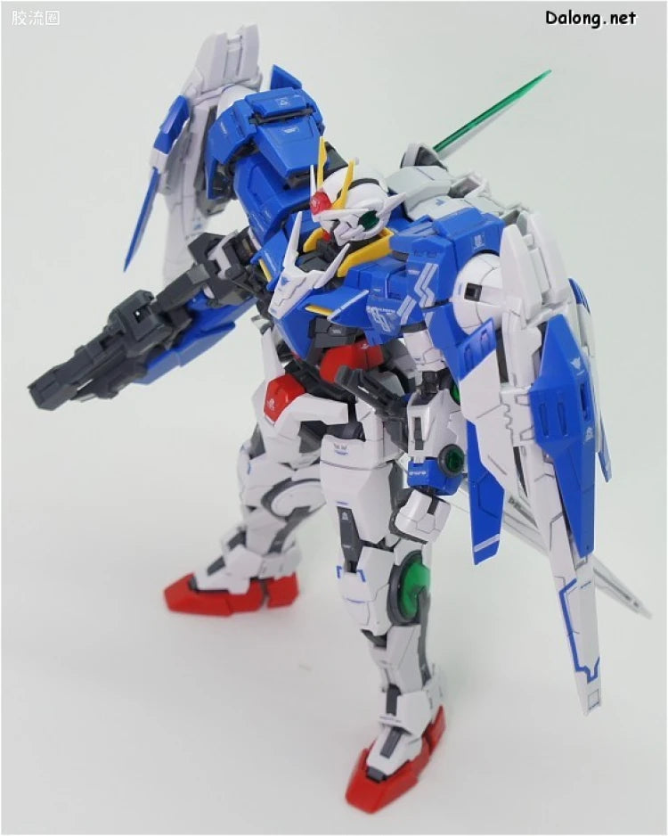 Bandai RG 1/144 GN-0000+GNR-010 00 Raiser