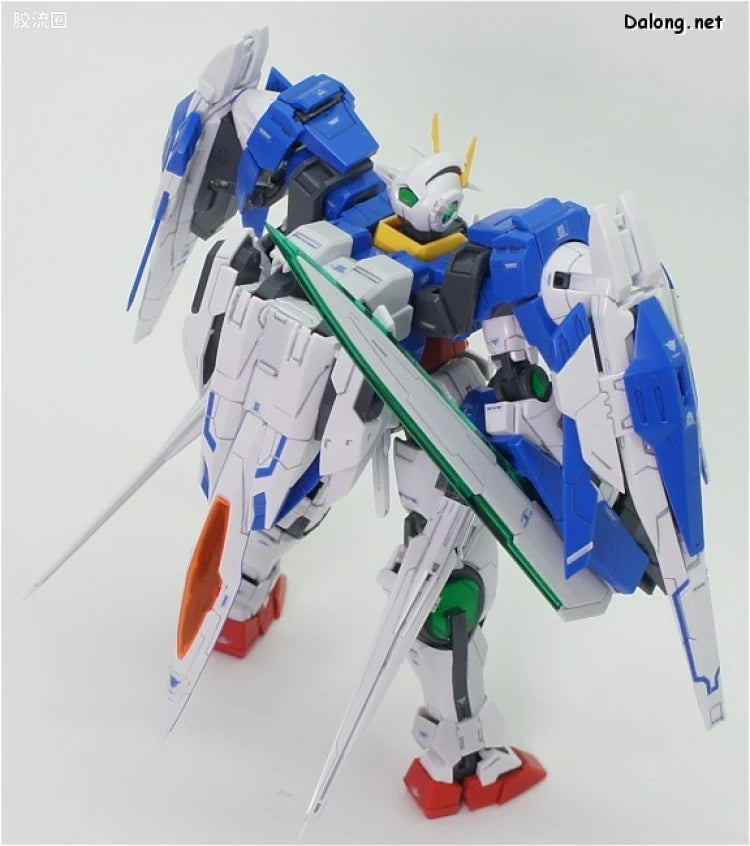 Bandai RG 1/144 GN-0000+GNR-010 00 Raiser