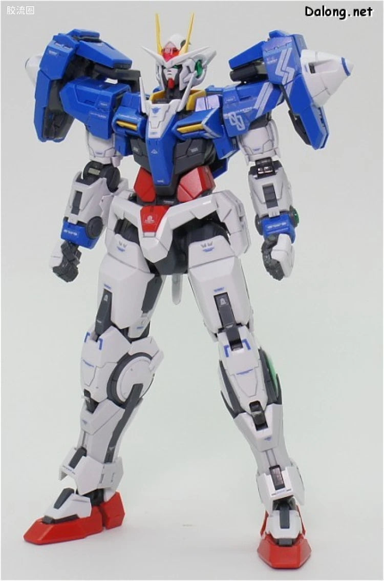 Bandai RG 1/144 GN-0000+GNR-010 00 Raiser