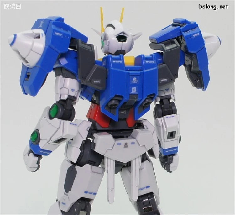 Bandai RG 1/144 GN-0000+GNR-010 00 Raiser