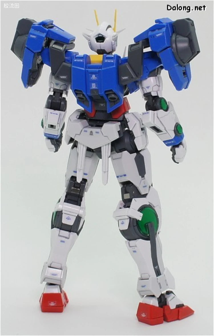 Bandai RG 1/144 GN-0000+GNR-010 00 Raiser