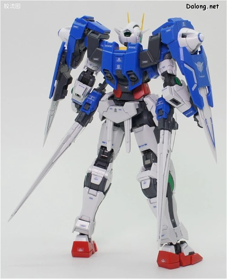 Bandai RG 1/144 GN-0000+GNR-010 00 Raiser