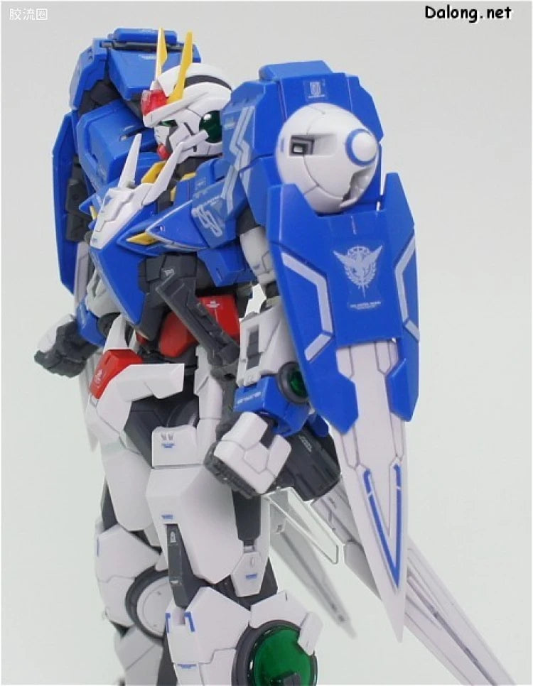 Bandai RG 1/144 GN-0000+GNR-010 00 Raiser