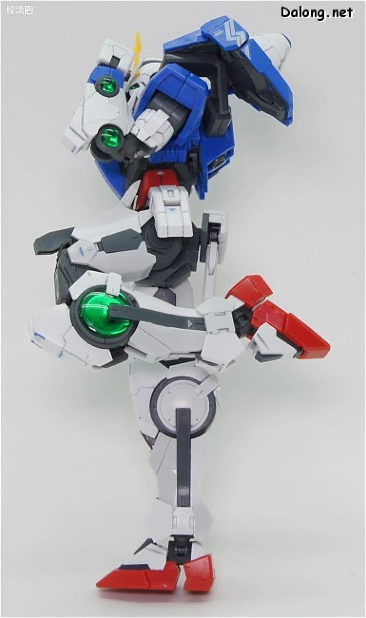 Bandai RG 1/144 GN-0000+GNR-010 00 Raiser