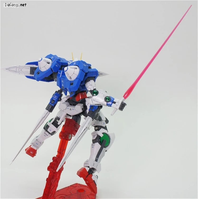 Bandai RG 1/144 GN-0000+GNR-010 00 Raiser
