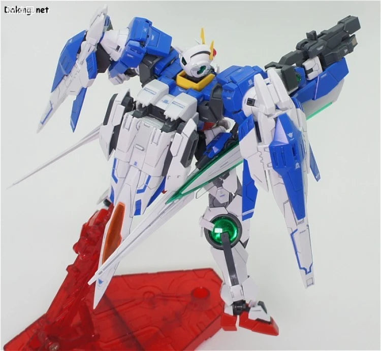 Bandai RG 1/144 GN-0000+GNR-010 00 Raiser