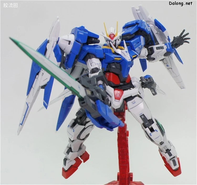 Bandai RG 1/144 GN-0000+GNR-010 00 Raiser