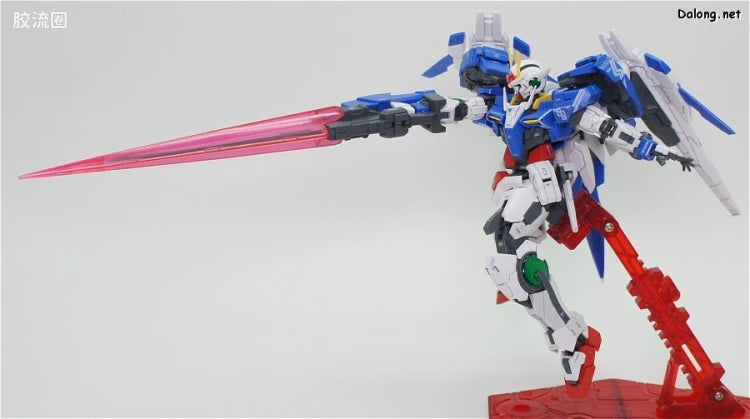 Bandai RG 1/144 GN-0000+GNR-010 00 Raiser
