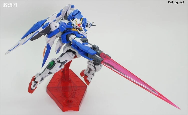 Bandai RG 1/144 GN-0000+GNR-010 00 Raiser