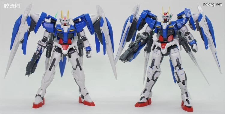 Bandai RG 1/144 GN-0000+GNR-010 00 Raiser