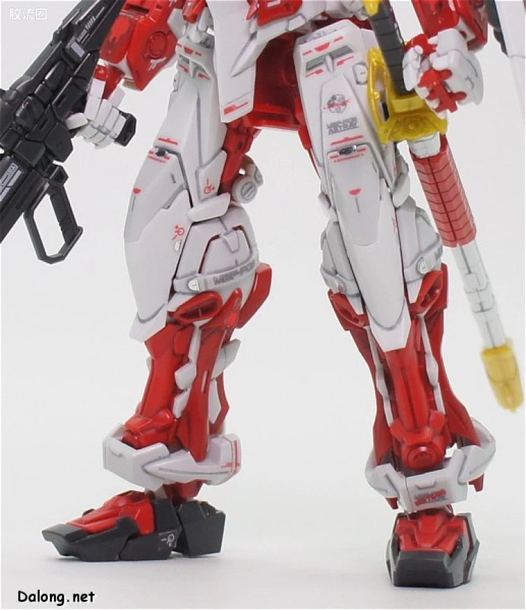 Bandai RG 1/144 MBF-P02 Gundam Astray Red Frame