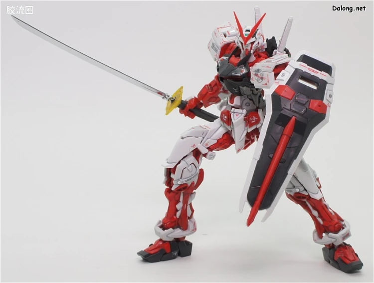 Bandai RG 1/144 MBF-P02 Gundam Astray Red Frame
