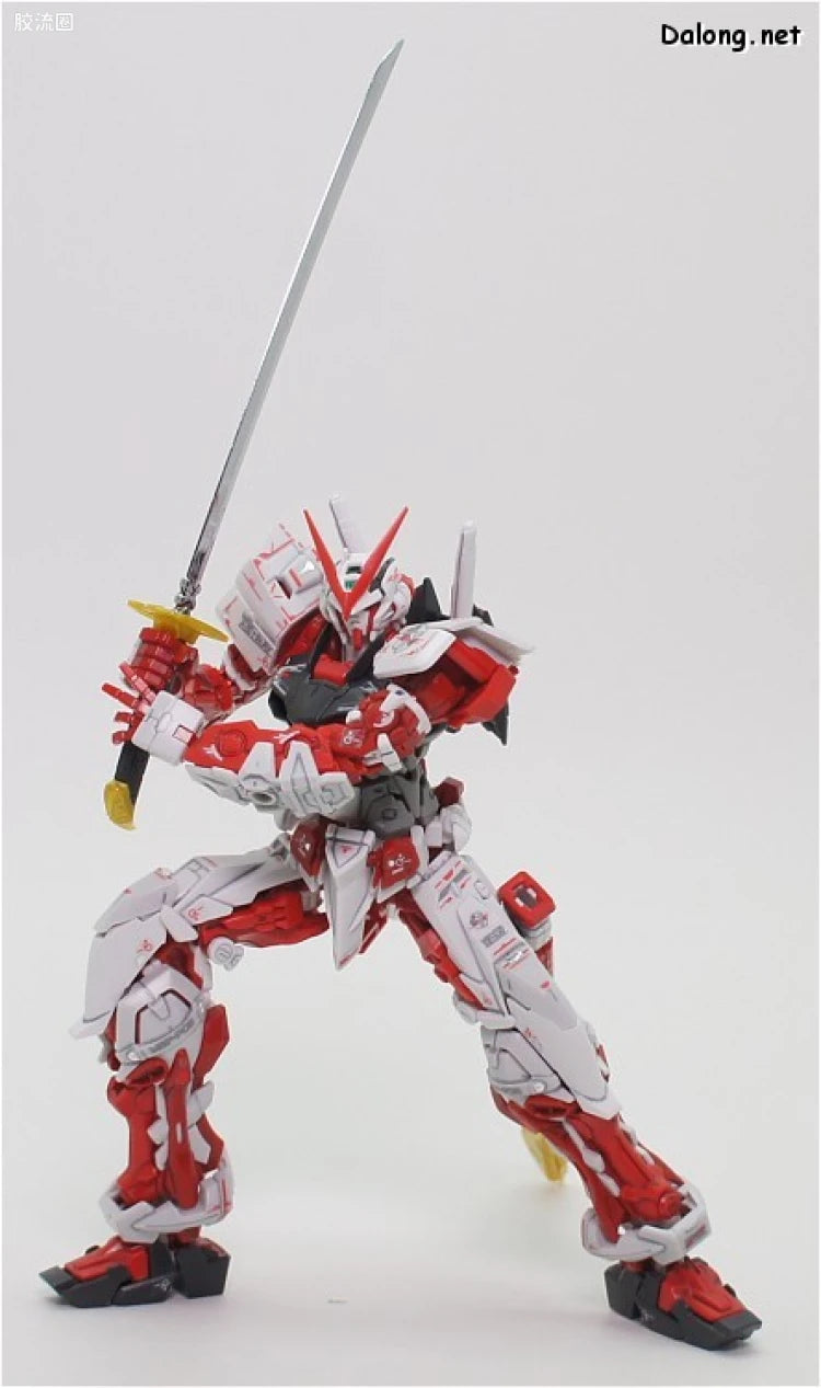 Bandai RG 1/144 MBF-P02 Gundam Astray Red Frame