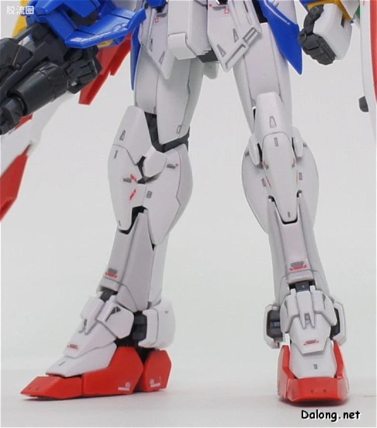 Bandai RG 1/144 XXXG-01W Wing Gundam EW