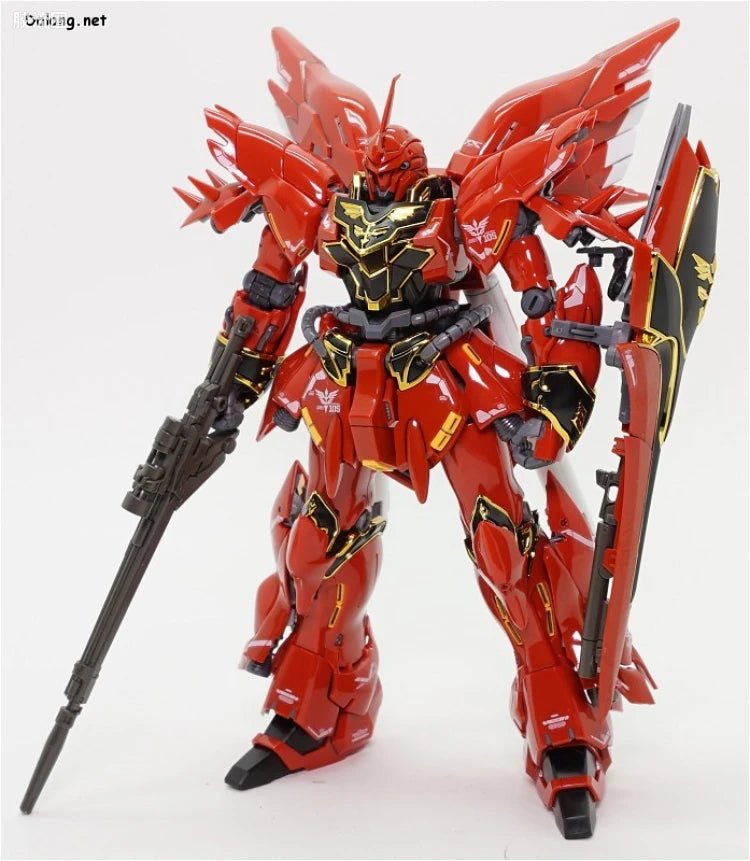 Bandai RG 1/144 MSN-06S Sinanju