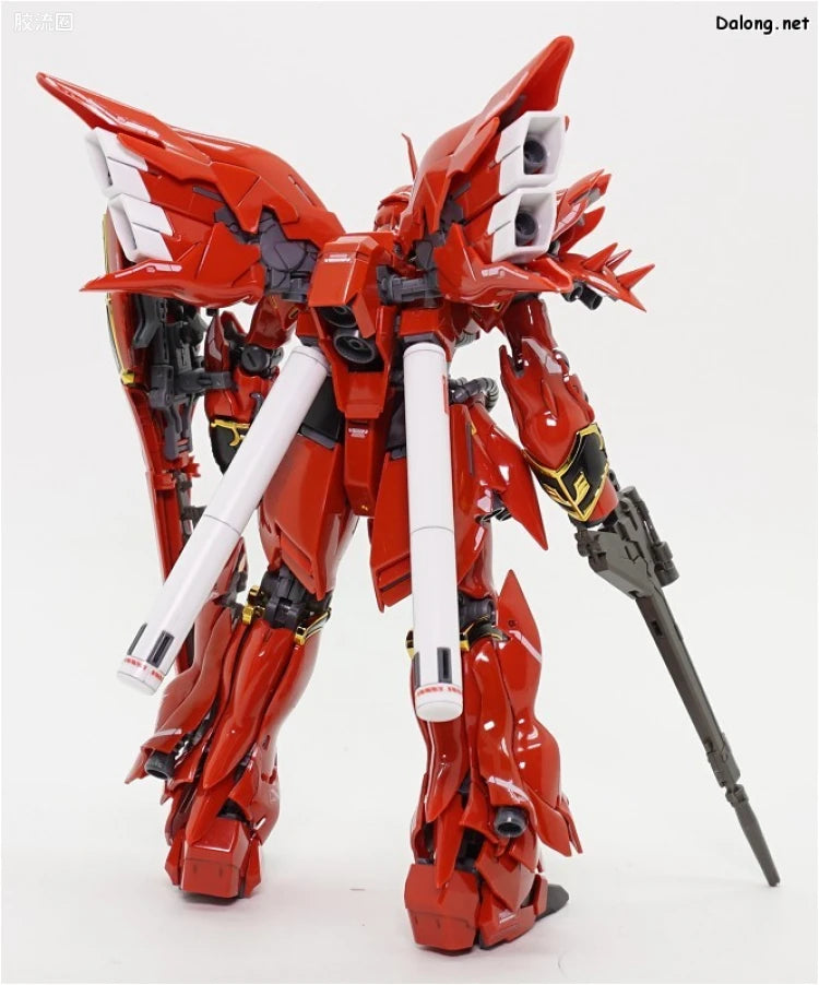 Bandai RG 1/144 MSN-06S Sinanju