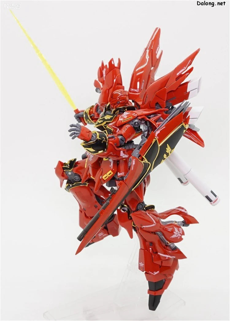 Bandai RG 1/144 MSN-06S Sinanju
