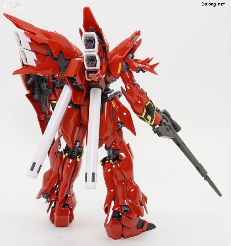 Bandai RG 1/144 MSN-06S Sinanju