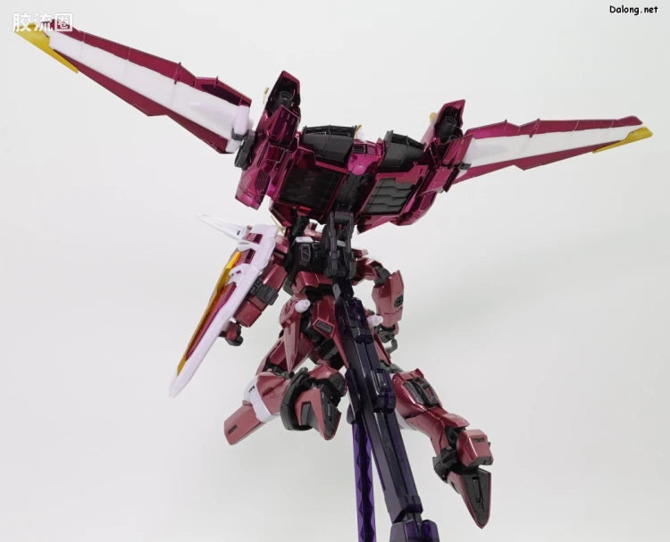 P-Bandai MG 1/100 ZGMF-X09A Justice Gundam [Special Coating]