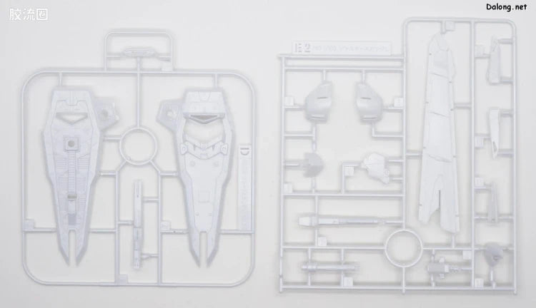P-Bandai MG 1/100 ZGMF-X09A Justice Gundam [Special Coating]