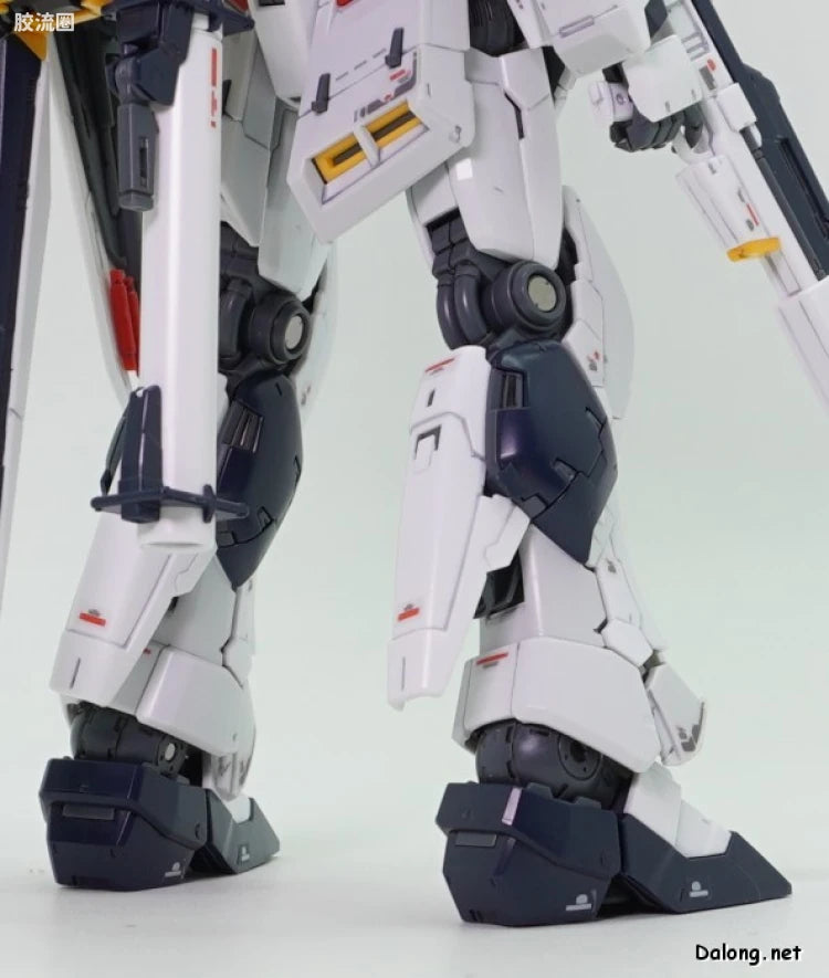 RG 1/144 Nu Gundam