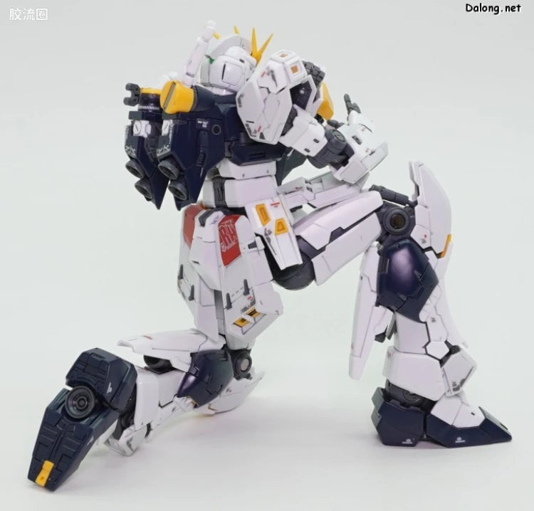 RG 1/144 Nu Gundam